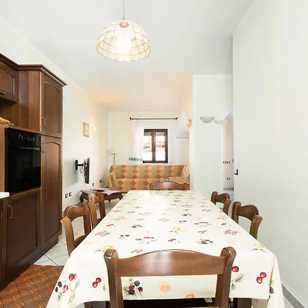 Holiday home Comfort Vicino Al Mare Orosei